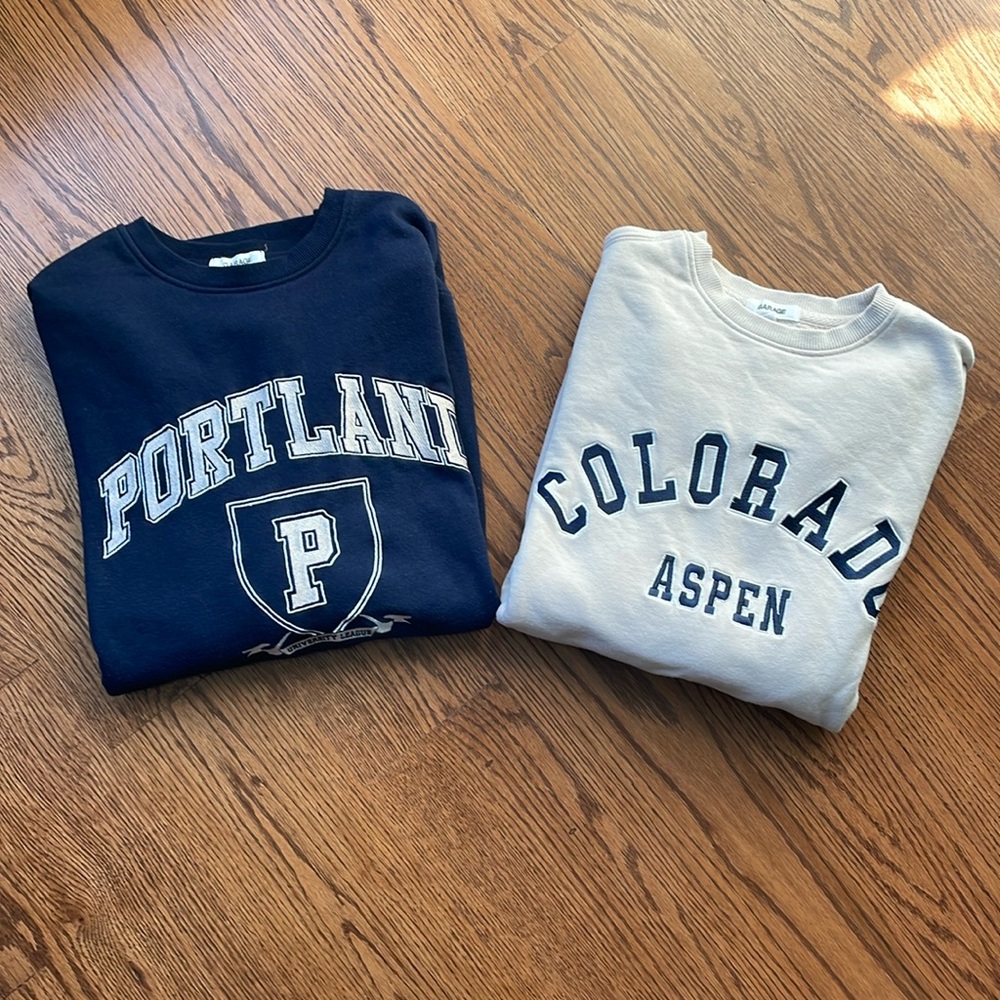 Two Garage XS Sweatshirts